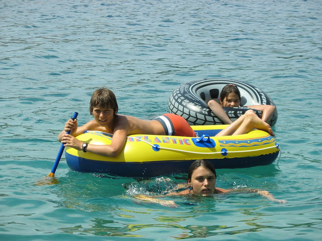 brac2008 166.jpg - Már csak egy evező van